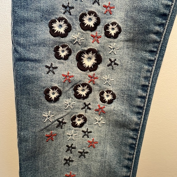 Desigual starry cropped skinny jeans. NWOT. Size 28 EUR - Picture 3 of 10